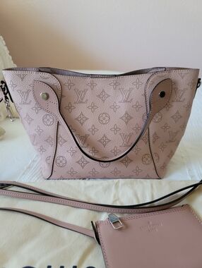 Louis Vuitton Hina PM Handbag Mahina Magnolia